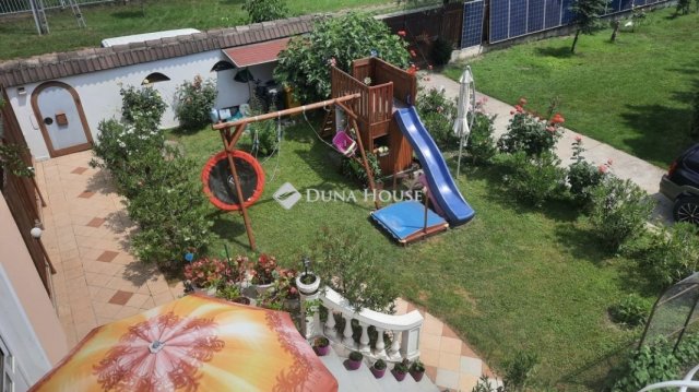 Eladó családi ház, Nagykőrösön 83.99 M Ft, 5 szobás