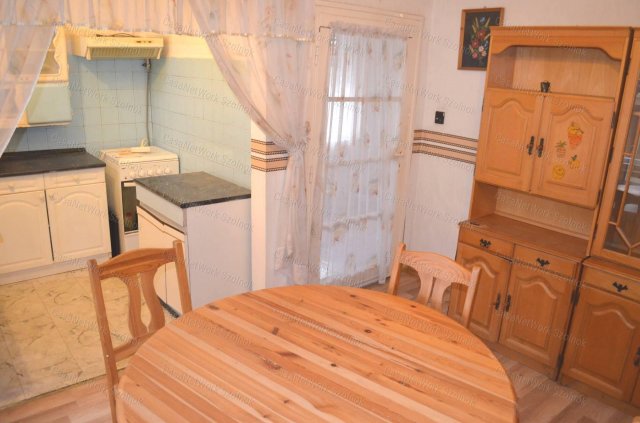 Eladó családi ház, Újszászon 24.9 M Ft, 3 szobás