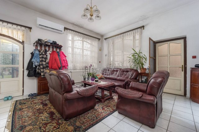 Eladó családi ház, Vámosmikolán 58.9 M Ft, 5 szobás