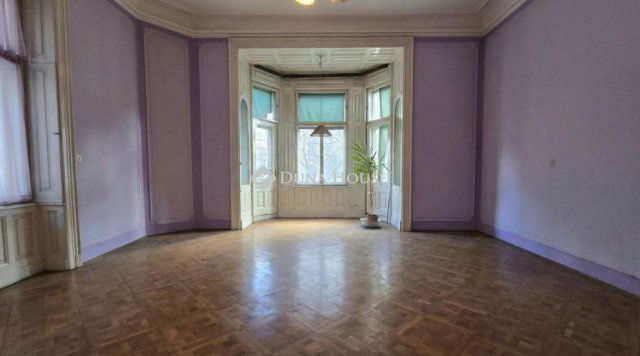 Eladó téglalakás, Budapesten, VIII. kerületben 119.9 M Ft