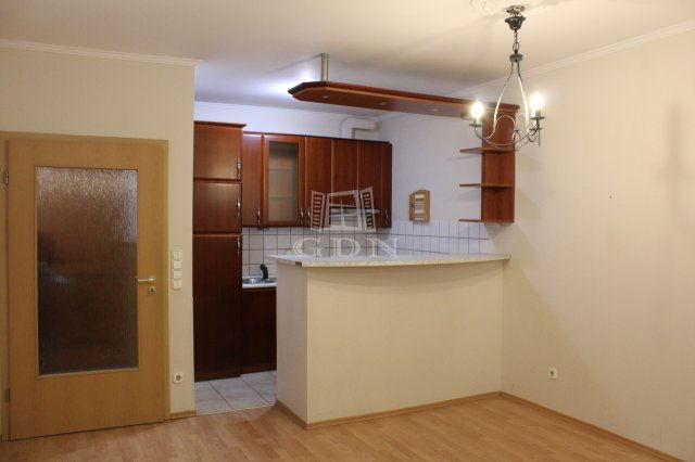 Kiadó téglalakás, albérlet, Budapesten, XX. kerületben