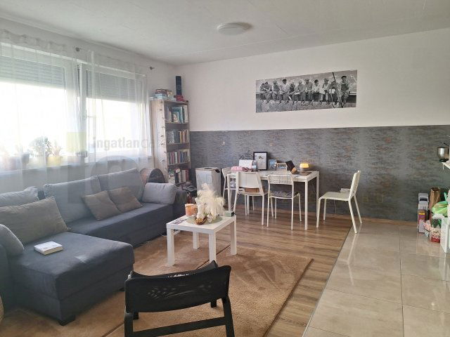 Kiadó téglalakás, albérlet, Szegeden, Alföldi utcában