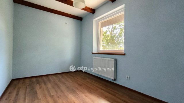 Eladó családi ház, Ercsiben 99 M Ft, 2+4 szobás