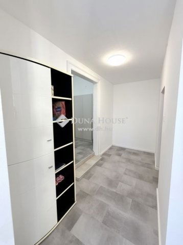 Eladó téglalakás, Budapesten, XX. kerületben 65 M Ft, 3 szobás