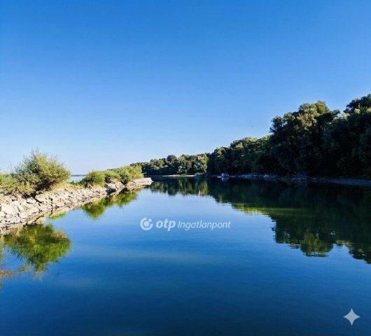 Eladó telek, Adonyban 8 M Ft / költözzbe.hu