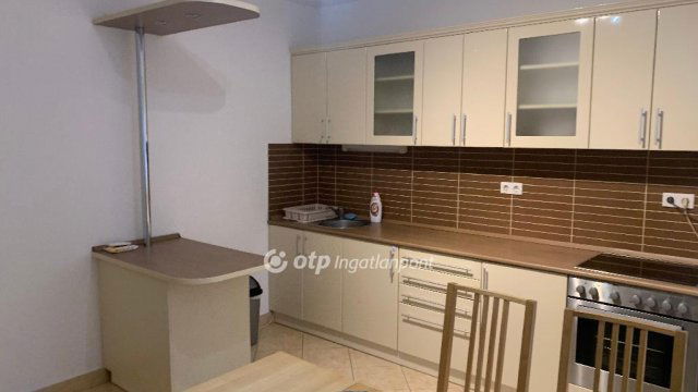 Kiadó téglalakás, albérlet, Nyíregyházán 160 E Ft / hó