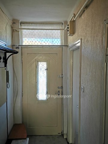 Eladó panellakás, Salgótarjánban 8.99 M Ft, 2 szobás