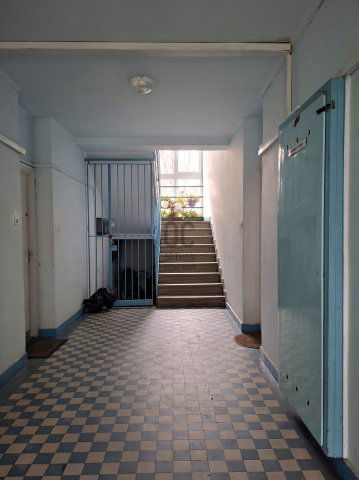 Eladó téglalakás, Budapesten, XXI. kerületben, Szentmiklósi úton