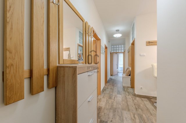 Eladó téglalakás, Budapesten, IX. kerületben, Ipar utcában