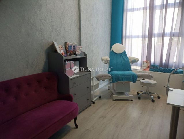 Kiadó üzlethelyiség, Zalaegerszegen 60 E Ft / hó