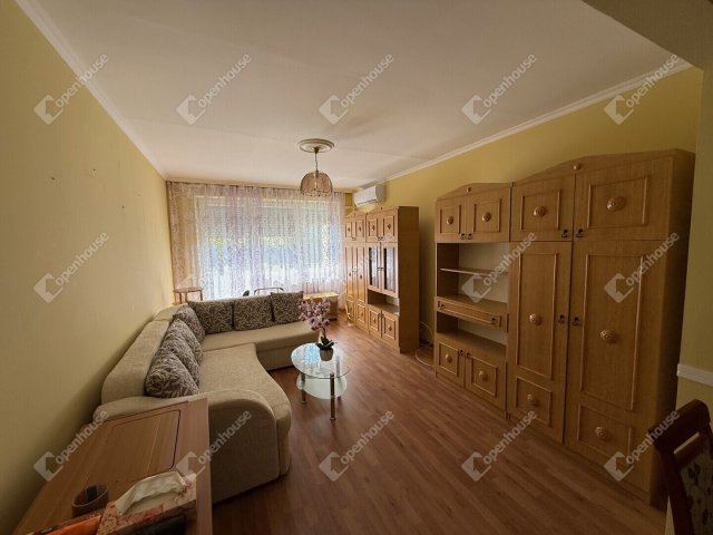 Eladó panellakás, Győrött 53.9 M Ft, 2 szobás