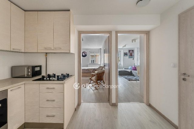 Eladó téglalakás, Budapesten, I. kerületben 99.9 M Ft