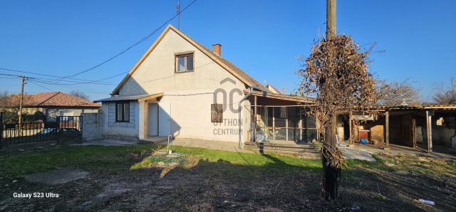 Eladó családi ház, Enyingen 34 M Ft, 6 szobás