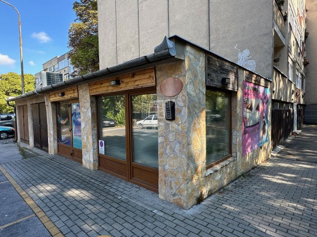 Eladó üzlethelyiség, Vácon 23.5 M Ft / költözzbe.hu