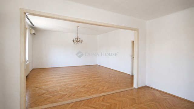 Eladó családi ház, Budapesten, XVI. kerületben 142 M Ft