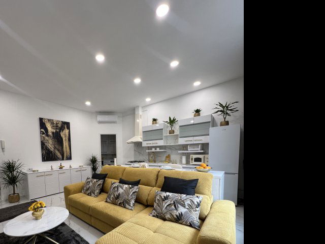 Eladó téglalakás, Budapesten, V. kerületben 116.9 M Ft, 2 szobás