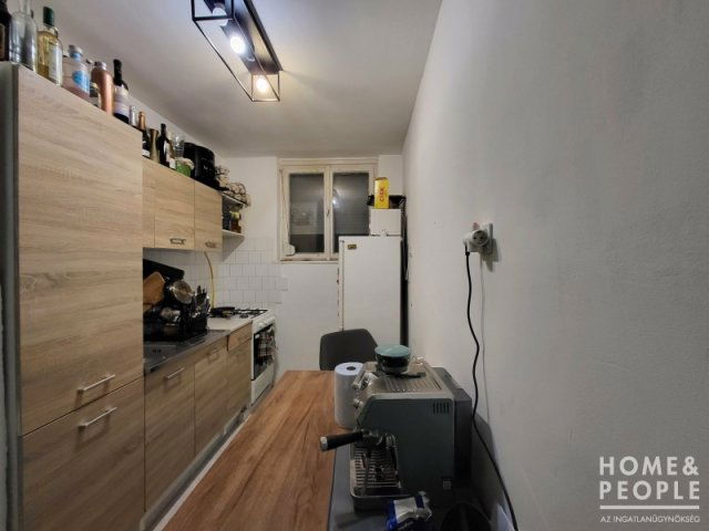 Eladó téglalakás, Szegeden 52.99 M Ft, 2 szobás