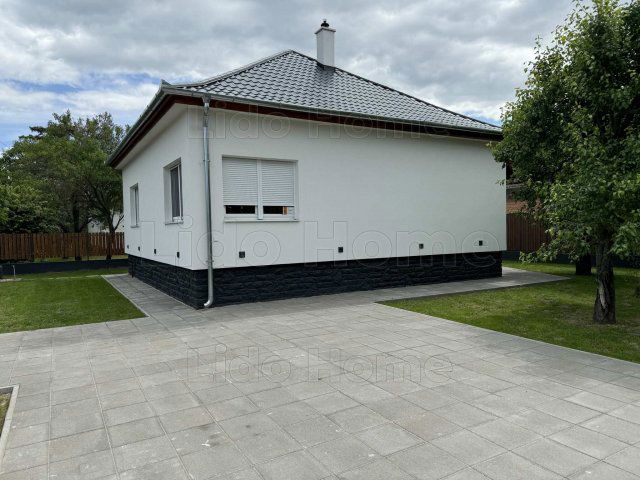 Eladó üzlethelyiség, Siófokon 119 M Ft / költözzbe.hu