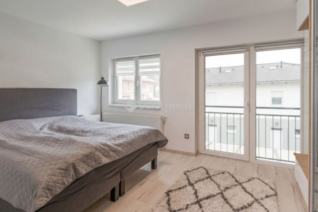 Eladó ikerház, Vecsésen 99 M Ft, 3 szobás / költözzbe.hu