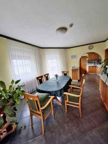 Eladó családi ház, Ráksin 69.9 M Ft, 4 szobás