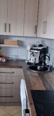 Eladó panellakás, Székesfehérvárott 52.9 M Ft, 1+2 szobás