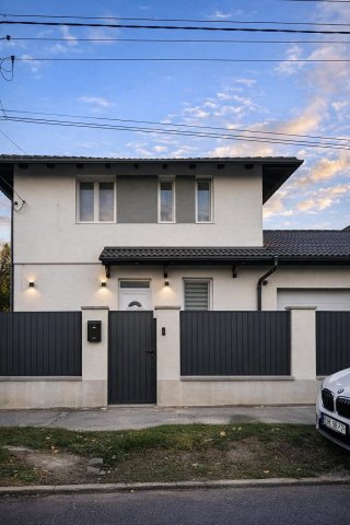 Eladó ikerház, Budapesten, XVIII. kerületben, Rákóczi utcában