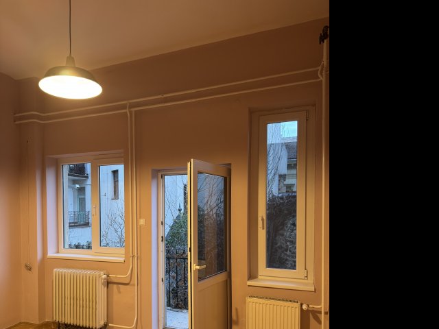 Eladó iroda, Pécsett, Király utcában 10.9 M Ft