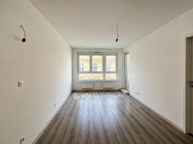 Eladó téglalakás, Budapesten, VIII. kerületben 77 M Ft, 2 szobás