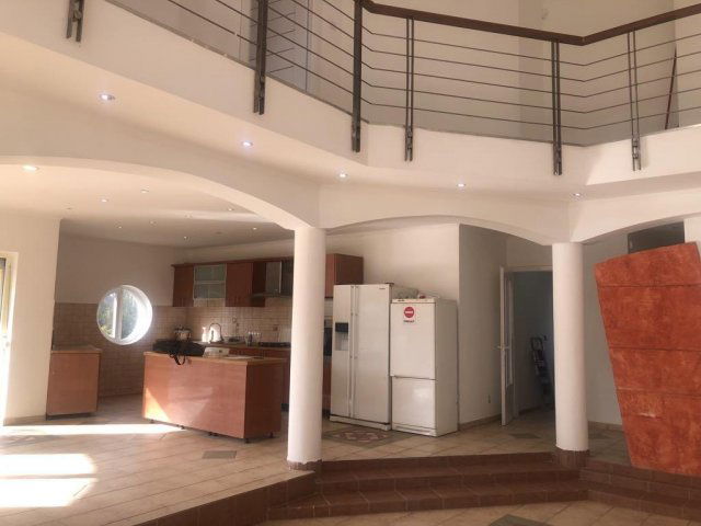 Eladó családi ház, Budapesten, XVIII. kerületben 260 M Ft