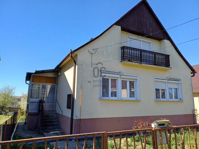 Eladó családi ház, Csurgón 39.5 M Ft, 4 szobás