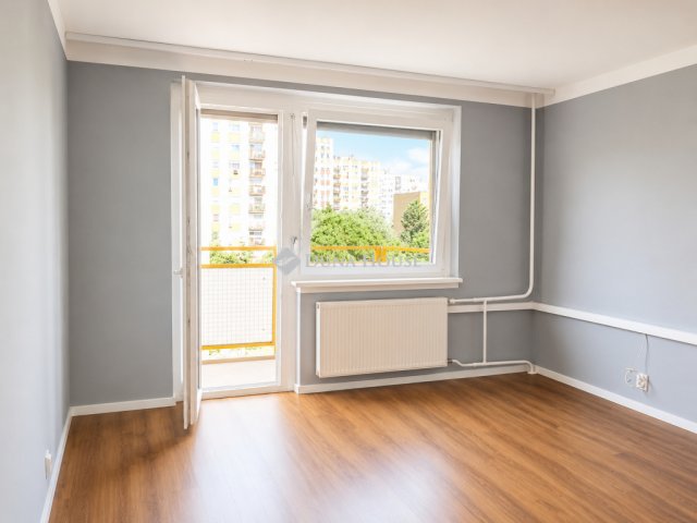 Eladó panellakás, Budapesten, XV. kerületben 64.9 M Ft, 3 szobás