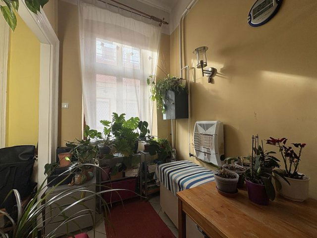 Eladó téglalakás, Budapesten, VII. kerületben 65 M Ft, 1 szobás