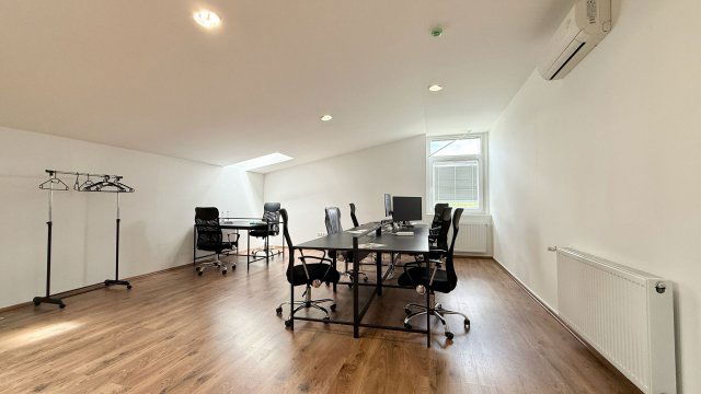 Kiadó iroda, Debrecenben 930 E Ft / hó, 5 szobás