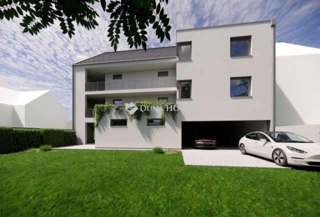 Eladó téglalakás, Debrecenben 112 M Ft, 3 szobás