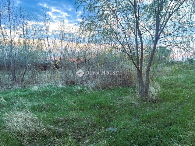 Eladó telek, Bugyin 160 M Ft / költözzbe.hu