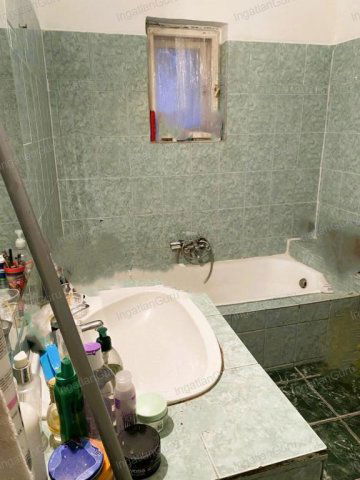 Eladó családi ház, Kecskeméten 36.5 M Ft, 6 szobás