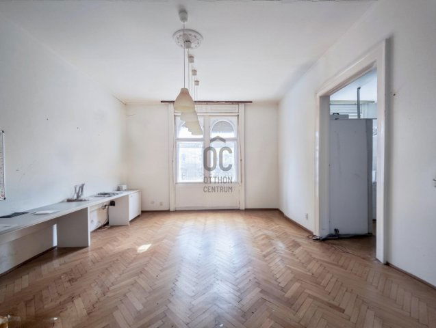 Eladó téglalakás, Budapesten, VI. kerületben, Teréz körúton
