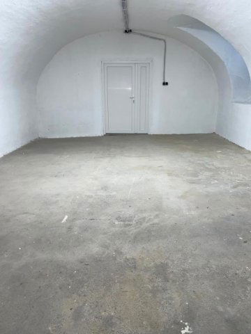 Eladó üzlethelyiség, Pécsett 37.9 M Ft / költözzbe.hu
