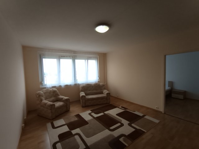 Eladó panellakás, Kecskeméten 46.5 M Ft, 2 szobás