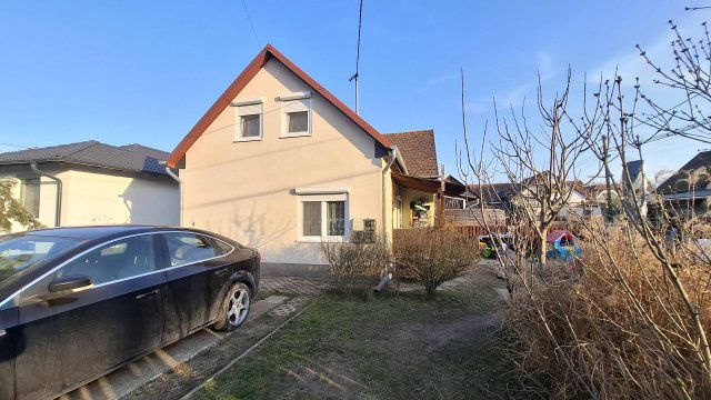 Eladó sorház, Szigethalmon 59.5 M Ft, 3 szobás