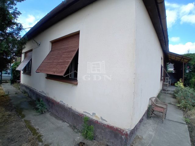Eladó családi ház, Hajóson 11.9 M Ft, 4 szobás