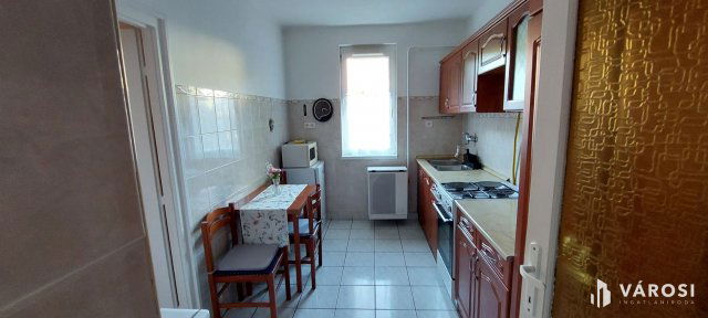 Kiadó téglalakás, albérlet, Debrecenben 220 E Ft / hó, 2 szobás