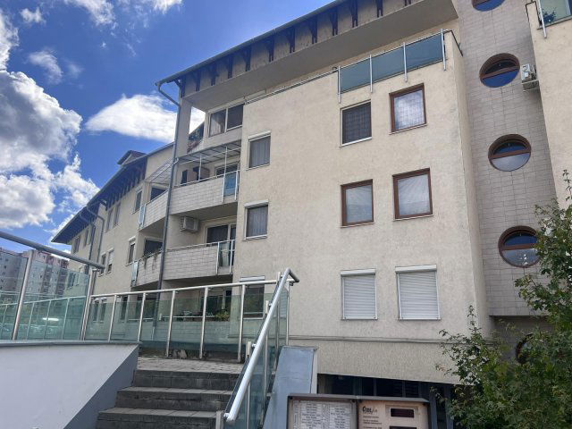 Eladó téglalakás, Dunakeszin 74.9 M Ft, 2 szobás