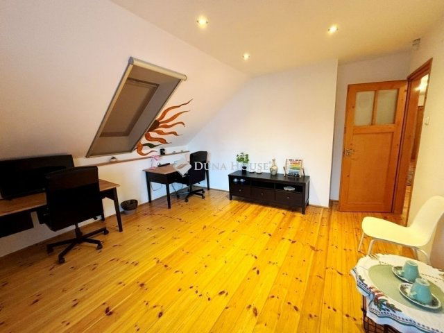 Eladó családi ház, Budapesten, III. kerületben 194.31 M Ft