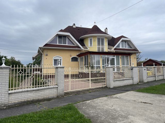 Eladó családi ház, Miskolcon, János utcában 125 M Ft