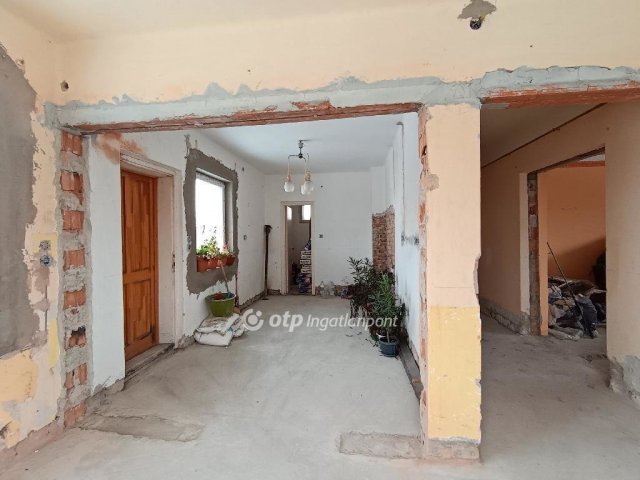 Eladó családi ház, Körösladányban 9.5 M Ft, 2+1 szobás