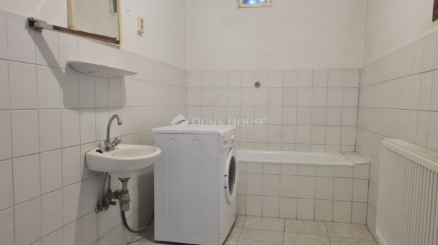Eladó családi ház, Szellőn 26 M Ft, 2 szobás