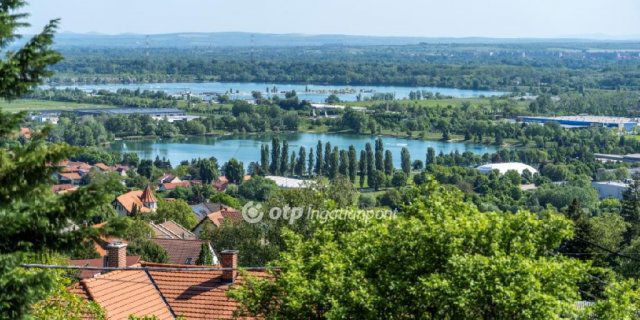 Eladó családi ház, Budakalászon 199 M Ft, 5 szobás