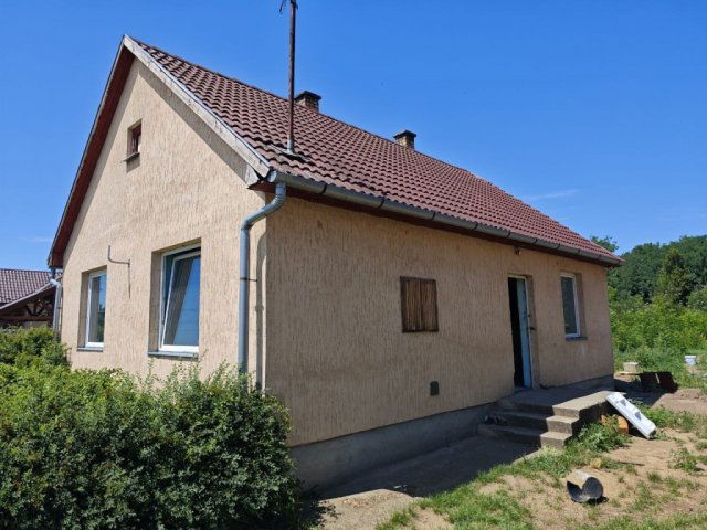 Eladó családi ház, Nyírbogáton 7.5 M Ft, 3 szobás