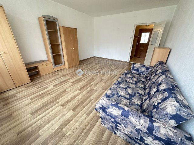 Eladó panellakás, Budapesten, X. kerületben 42 M Ft, 1 szobás
